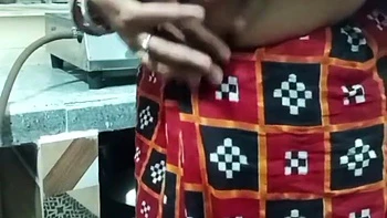 Desi Village Couple Homemade Sex In Kitchen videos