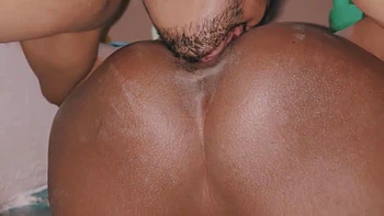 Chut Khudayi Aur Chatayi De Saath Saath videos