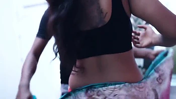 Desi Girlfriend Wants To Try First Time Sex With Boyfriend videos