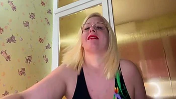 Stepmom Training Her Friends Stepdaughter For Pussy Licking videos