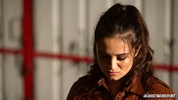 Prisoner forced to accept the advances of his abductor - Jacquie et Michel TV videos