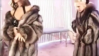 Lesbian: Licking, Stripchat  Asian Porn videos