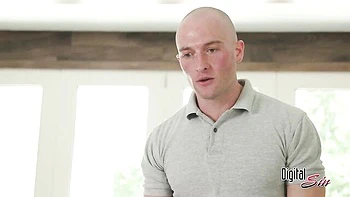 Pleasing Skylar's missionary sex videos