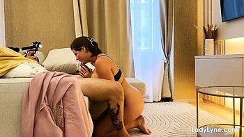 Naughty Lady Lyne at handjob sex videos