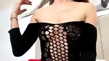 Amateur Webcam Teen Masturbates And Teases videos