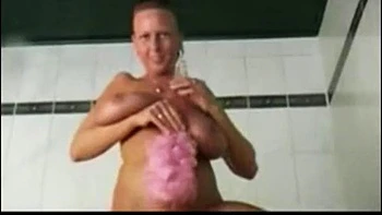 Having a bath: Big Tits, Amateur  Babe Porn videos