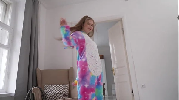 Piss on babyface and two dicks in pussy Meow Miu ( DPP/DVP/DP ) wet videos