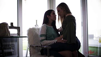 Sfbdgndvngd: Licking, Brunette  Pornhub Porn videos