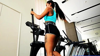 Big booty Asian girlfriend homemade sex videos