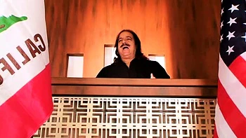 Streaming big cock close ups videos