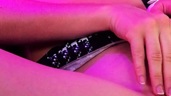 Close up MILF masturbation videos