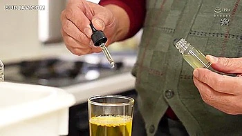 A Fair-skinned Slender Busty Girlfriend Was Cuckolded By Her Stepfather Producer And Was Seeded And Pressed. Walnut Sakura videos