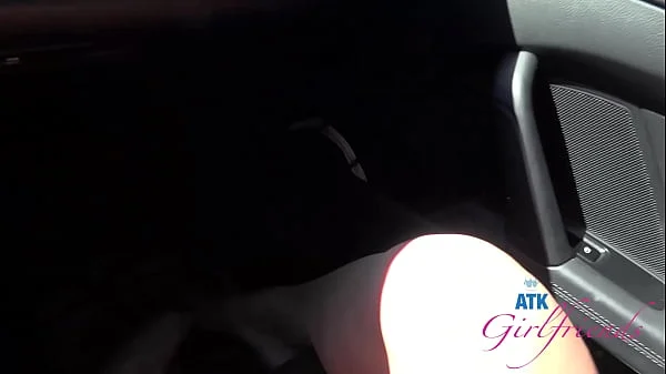 Beach date with Kourtney Ray who loved having her pussy played with and giving road head POV videos