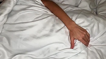 Jade, 25, accountant! - Jacquie et Michel TV videos