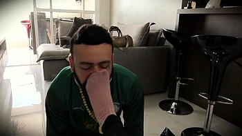 LFD Dream Girls With Stinky Feet - Sabrina Smelly Feet videos