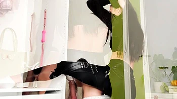 Blonde and brunette lesbian babes love videos