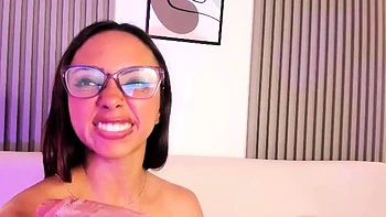 Close up MILF masturbation videos