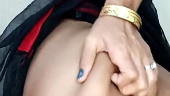 Desi Bhabhi Fingering Completely Naked! Show Your Ass videos