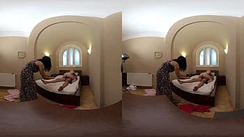 Ellie Shoule VR – Behind The Scenes Jungle Bush Of Anal Princess videos