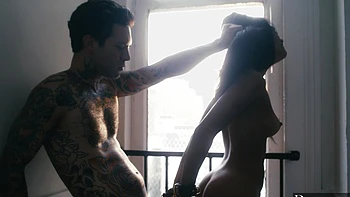 Small Hands and Scarlit Scandal in sensual interracial action videos