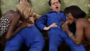 2 Black girls - Bizarre sex: Blowjob, Doggy  Cowgirl Porn videos