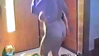 Naked woman cleaning the house: Amateur, Xhamster  Bbw Porn videos