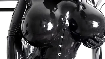 Amateur Blonde With BIG BOOBS Hot Free Cam Show videos