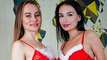 Dazzling Ruby and Milena's xmas clip videos