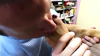 Brunette hardcore blowjob videos