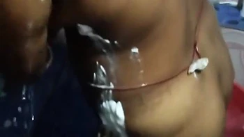 Bhabhi Ka Aaj Nahate Hue Video Banaa Liya videos