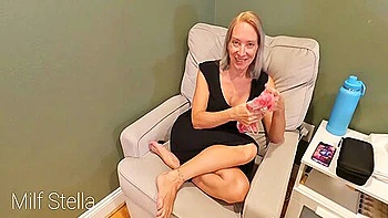 Happy Birthday Stepmom! Stepson Gives Lingerie Gift And Demands Try On Full videos