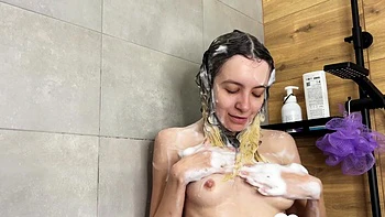 I stretched my naughty girlfriend's tight asshole videos