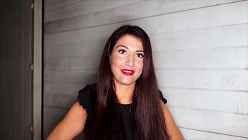 Lena, 25, has a sparkling sexuality! - Jacquie et Michel TV videos