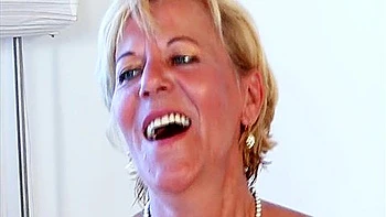 Blonde German Lady Getting Her Pussy Smashed By A Young Cock videos