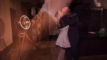 Family Films featuring Derrick Pierce and Holly Wellin's cumshot smut videos