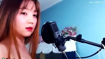 Tiny natural camgirl shows her tits: Big Tits, Amateur  Babe Porn videos