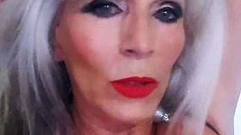 Blonde MILF with Big Boobs Playing Cam Free Porn videos