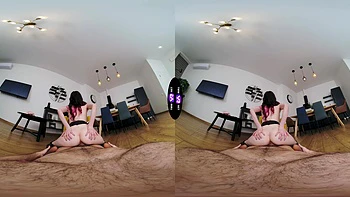 Skinny teen Luna Lynx rides cock in reverse cowgirl pov vr videos