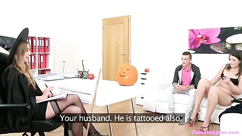 Beautiful casting fuck with a long-legged brunette Vanny Ully videos