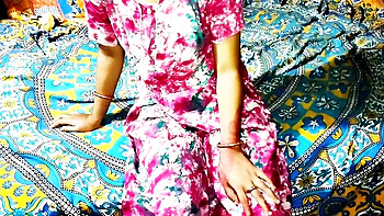 Indian Step Mom Fucks Young Guy - Desi Aunty Cheating Sex videos