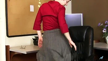 Hairy MILF Office Masturbation Solo - Artemisia Bush Nude Blue Shorts videos