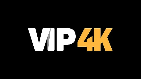 VIP4K. Random passerby scores luxurious bride in the wedding limo videos