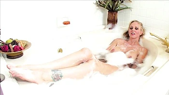 Watch skillful Julia Ann's clip videos