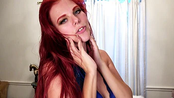 Redhead cougar solo model Devyn Lux enjoys a hot lunch break orgasm videos