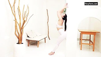 Girlfriend's stretch girls smut videos