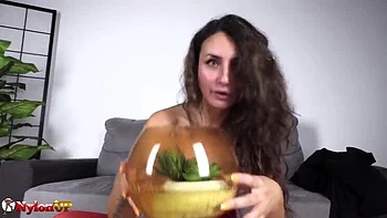 Hairy Pussy Babe Pisses in Bowl - HD Tease with Curly Hair & Leggings videos