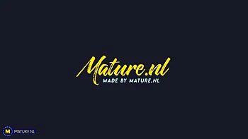 Hot American Milf Loves To Pleasure Her Hairy Mature Pussy videos