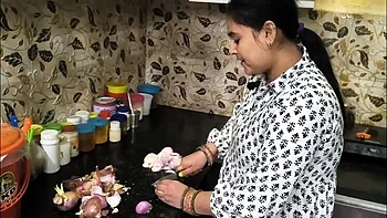 Puja Bhabhi Hardcore Sex - Blowjob & Creampie in Bathroom - Big Ass Indian Celebrity Fuck videos