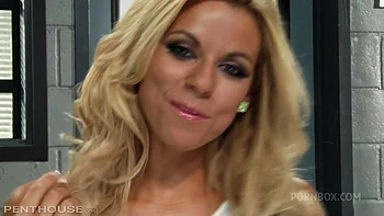 Live Chat with Nicole Graves videos