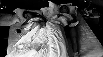 Amateur webcam girl masturbate big dildo videos